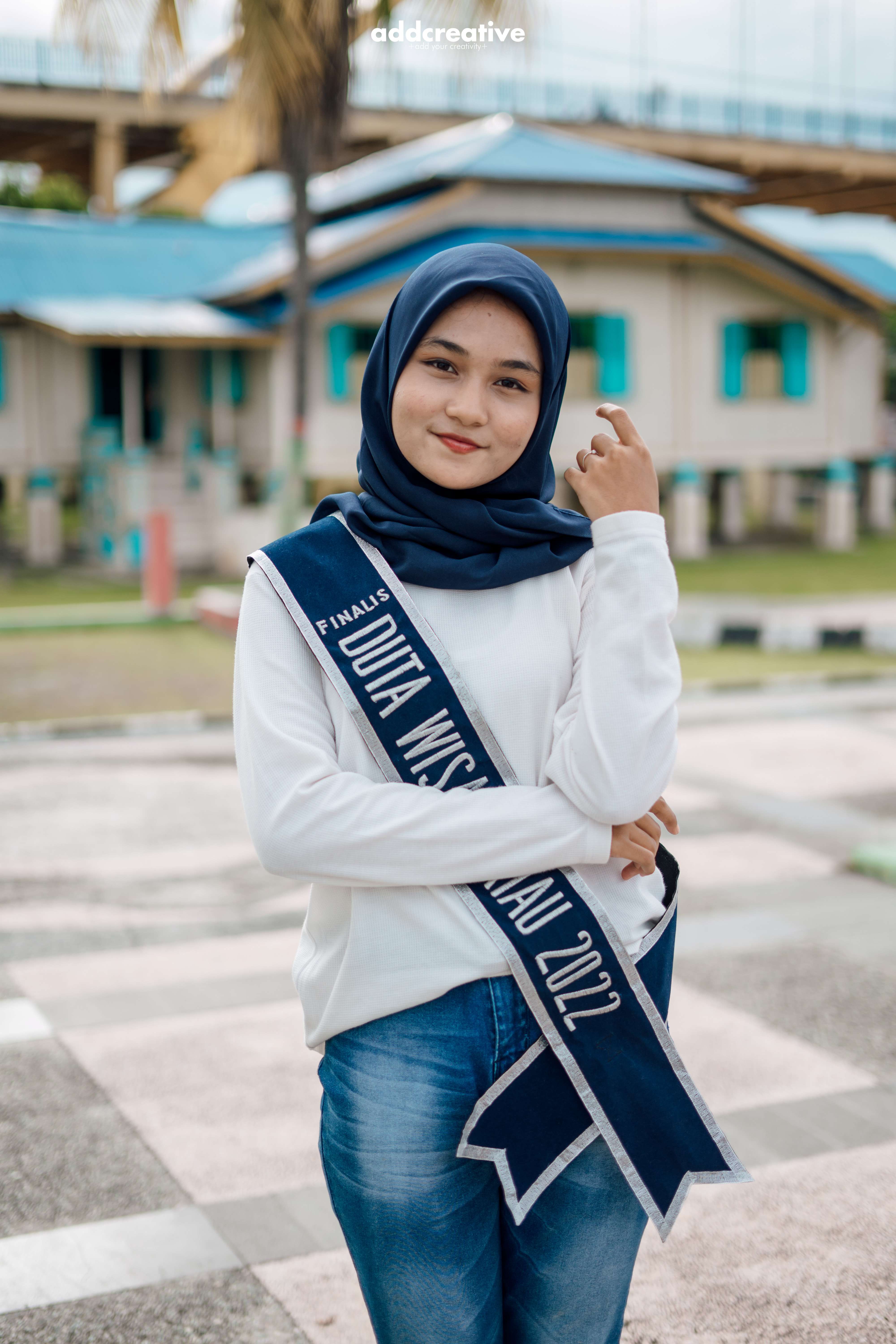 KEKE PUTRI DASWAN